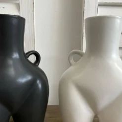 Casty Keramik Vase Weibliche Hüfte