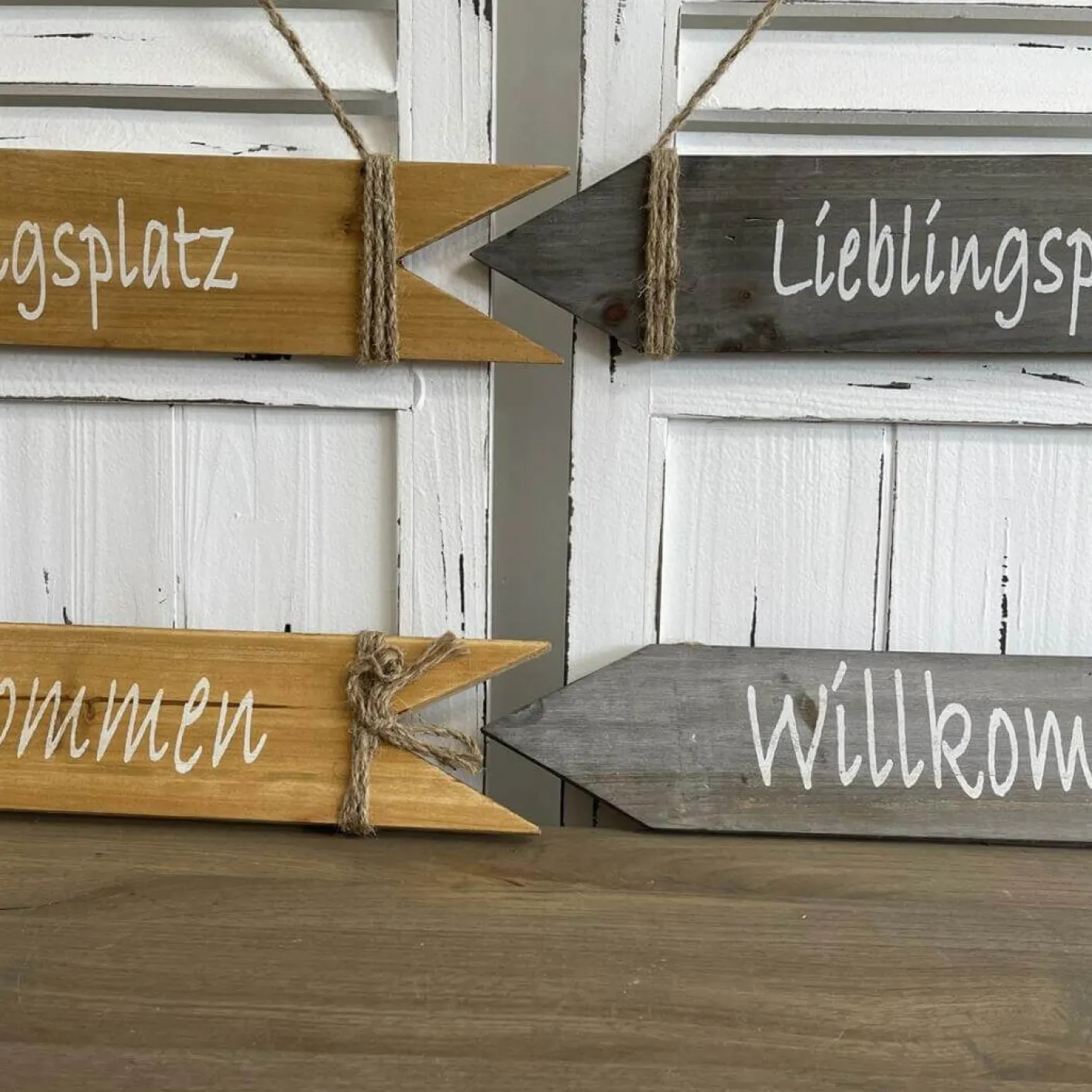 Holzschild mit Aufdruck