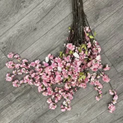 Kirschblütenzweig Gala pink