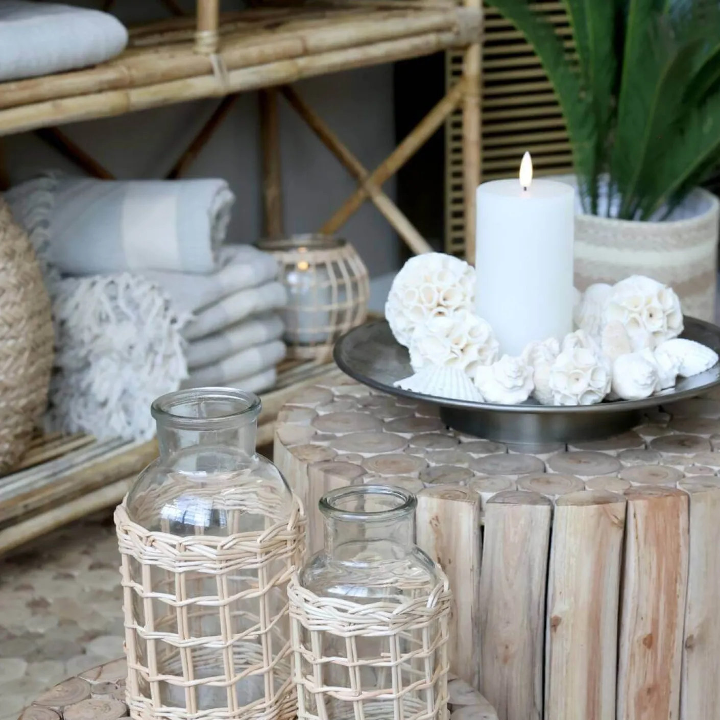 Vase/Flasche geflochten
