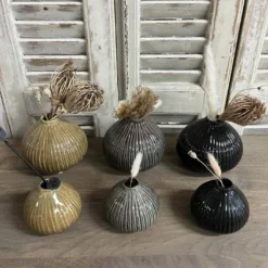 Vase Ovada