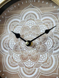 Wanduhr antique creme